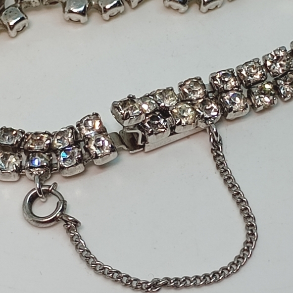 * Vintage Kramer 925 Safety Chain Clasp Rhinestones Bracelet - Picture 6 of 6